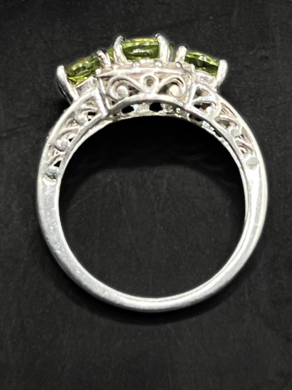 Vintage Three-Stone Peridot and Cubic Zirconia Sterling Silver Ring Size 6 - Picture 5 of 7